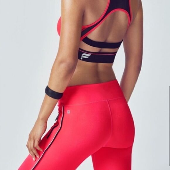 Fabletics  Arden Capri Legging Hot Coral - Picture 9 of 13